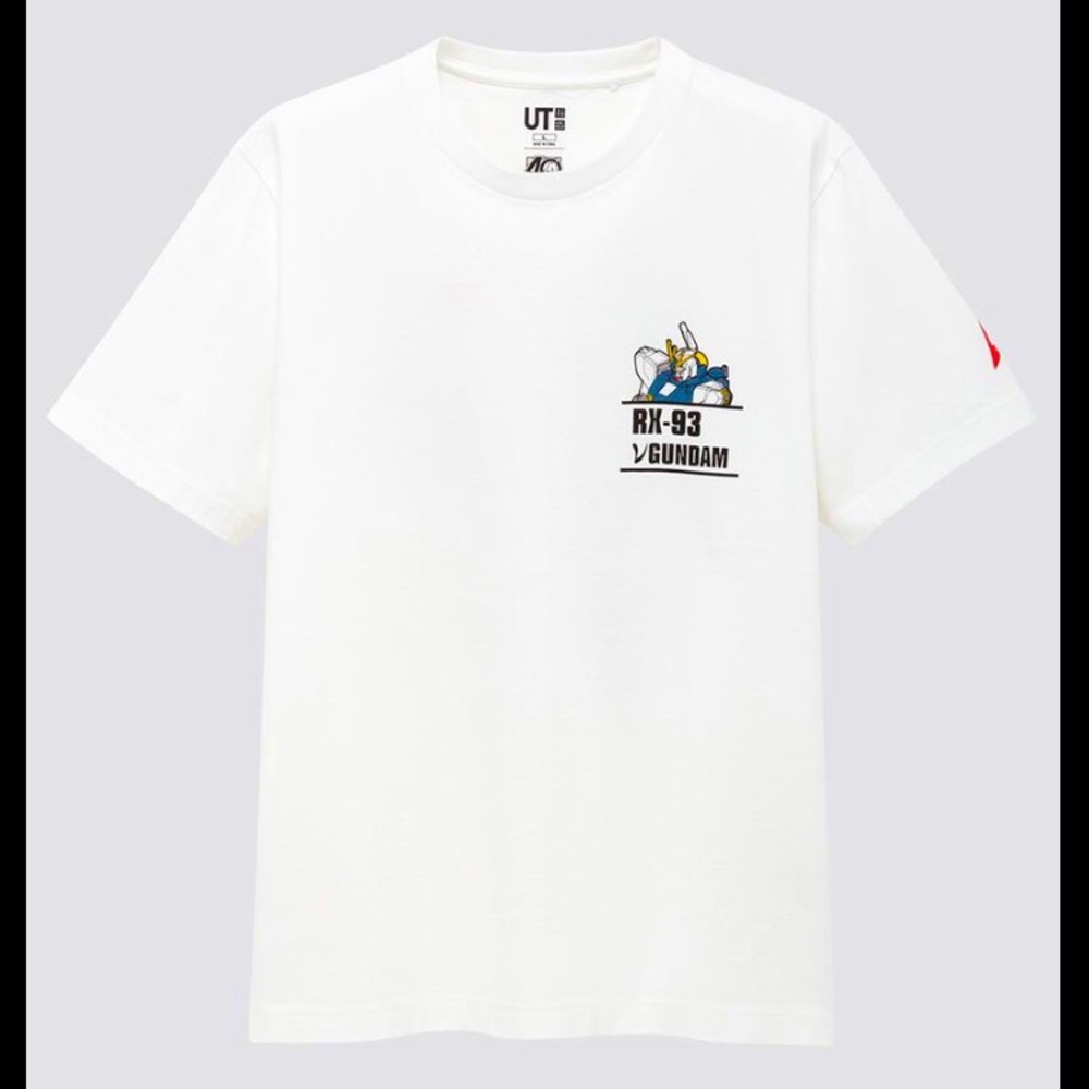 UNIQLO Gundam men’s t-shirt front & back BNWT